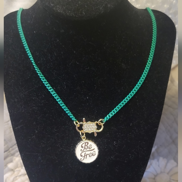 By Alexa Rae NWOT Be Free Charm Black or Cream - Picture 5 of 8